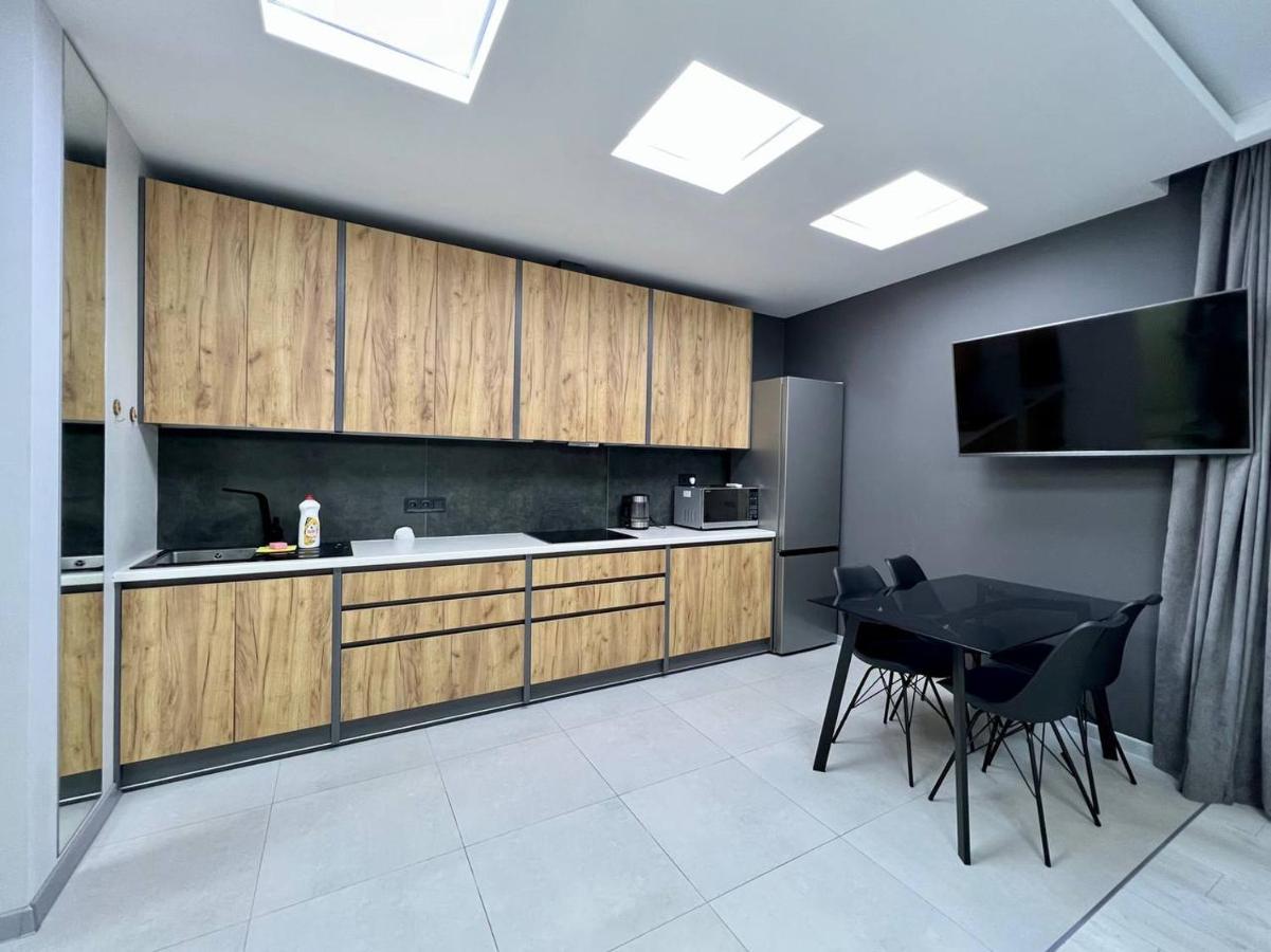 44 Pearl Stylish 1-Bedroom Apartment Odesa Exterior foto