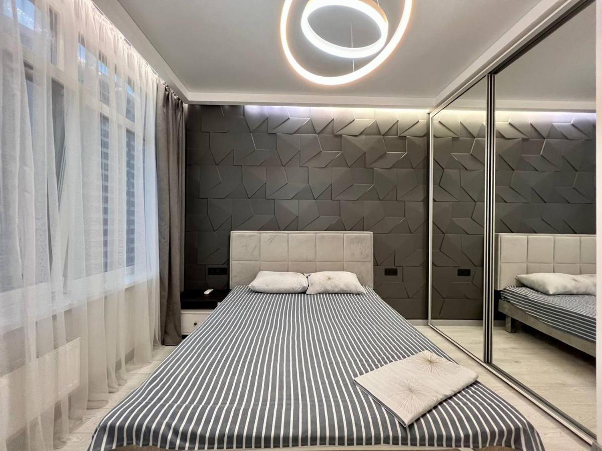 44 Pearl Stylish 1-Bedroom Apartment Odesa Exterior foto
